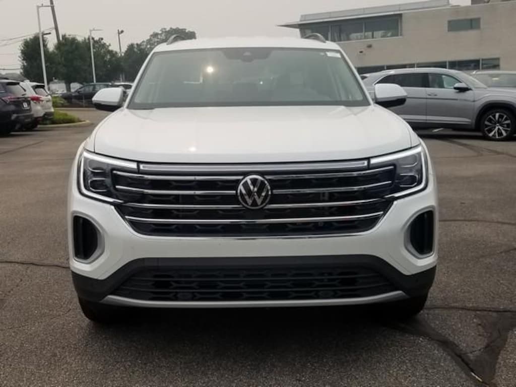 New 2026 Volkswagen Atlas SE w/Technology SUV
