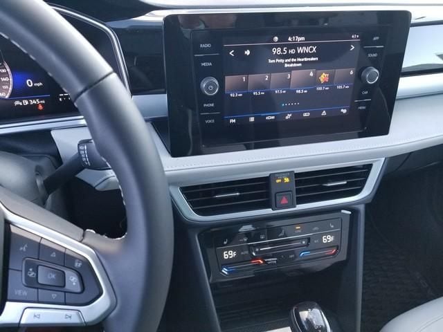 2026 Volkswagen Taos SE - Photo 12