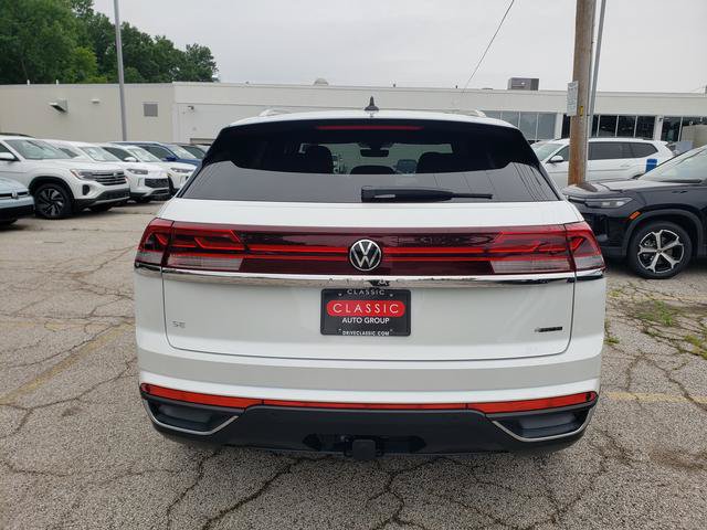 New 2026 Volkswagen Atlas Cross Sport SE w/Technology SUV