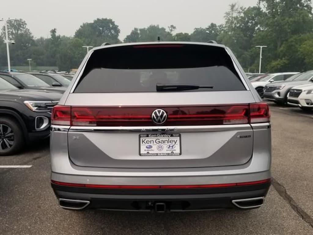 New 2026 Volkswagen Atlas SE w/Technology SUV
