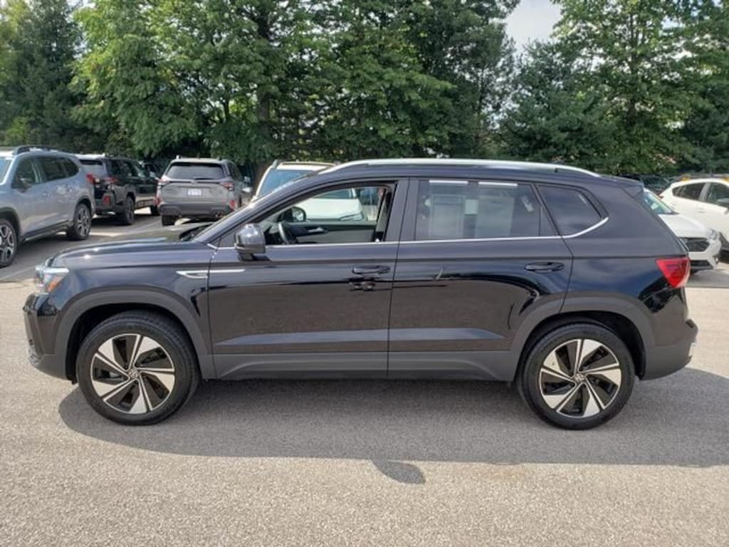 Certified 2024 Volkswagen Taos 1.5T SE SUV