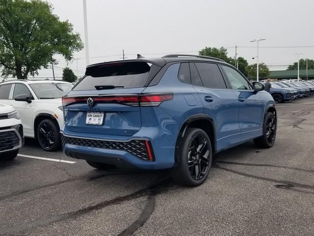 New 2026 Volkswagen Tiguan SE R-Line Black SUV