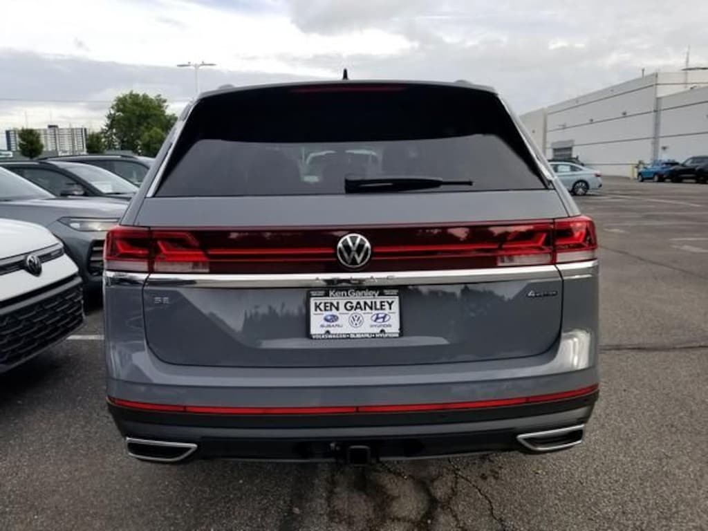 New 2026 Volkswagen Atlas SE w/Technology SUV