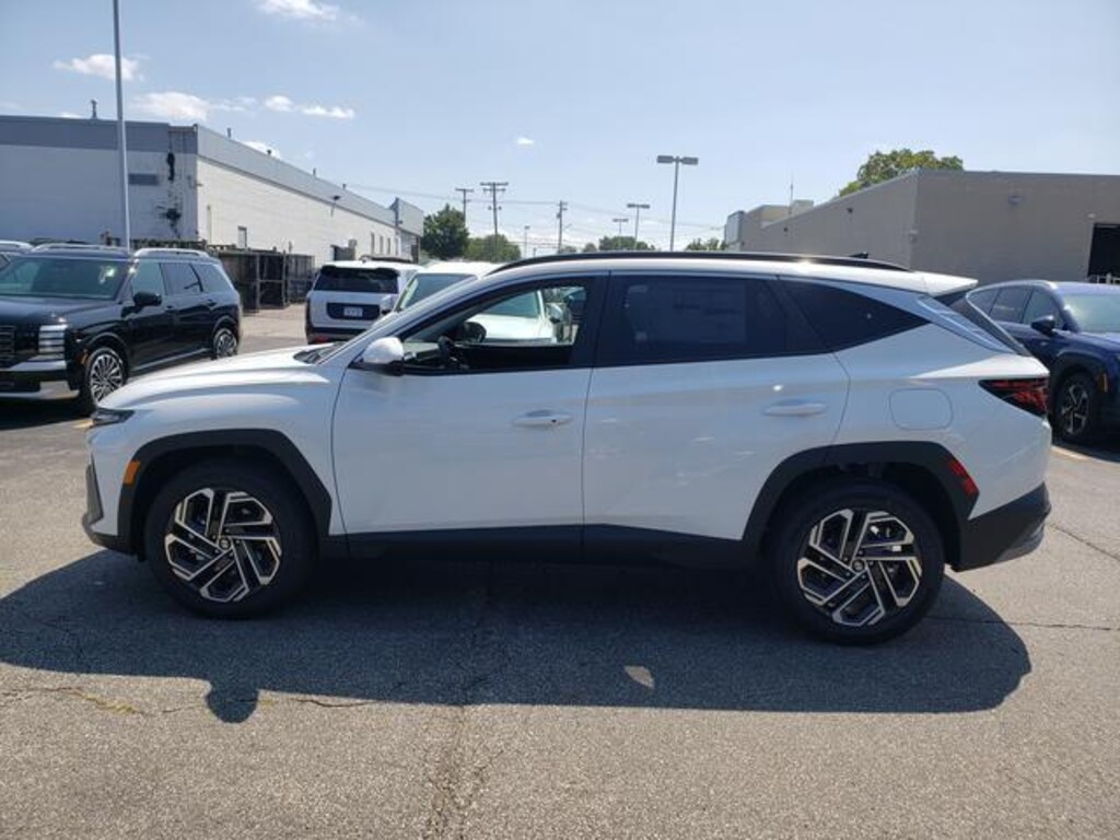 New 2026 Hyundai Tucson SEL Plus AWD SUV