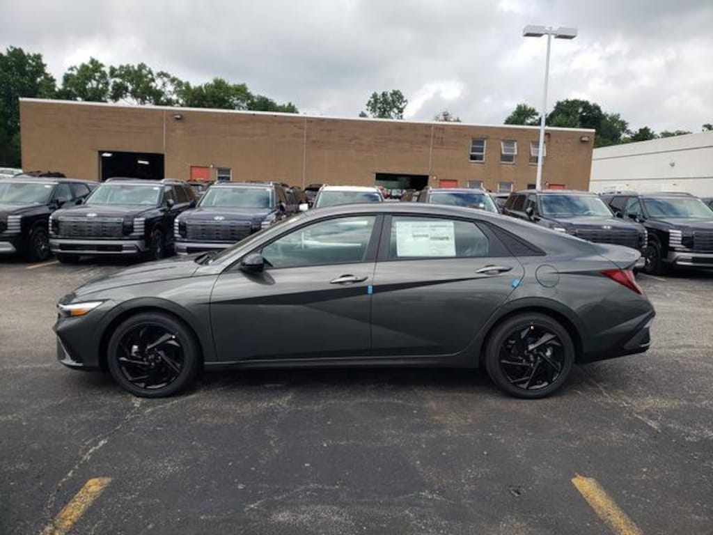 New 2026 Hyundai Elantra SEL Sport Plus Sedan