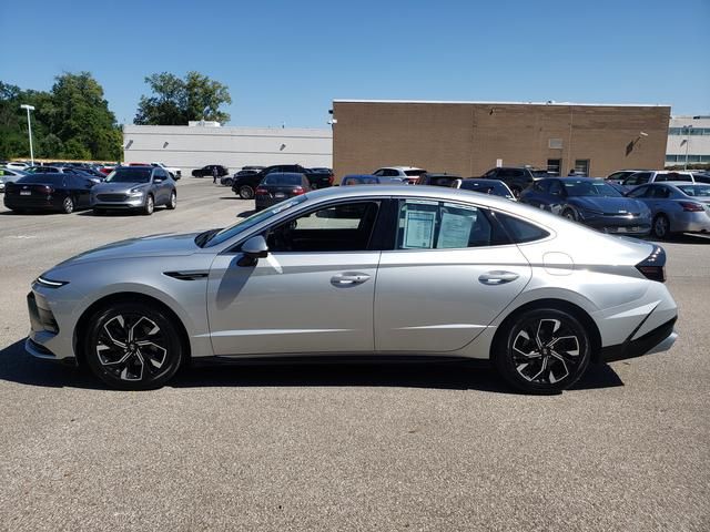 Used 2024 Hyundai Sonata SEL Sedan