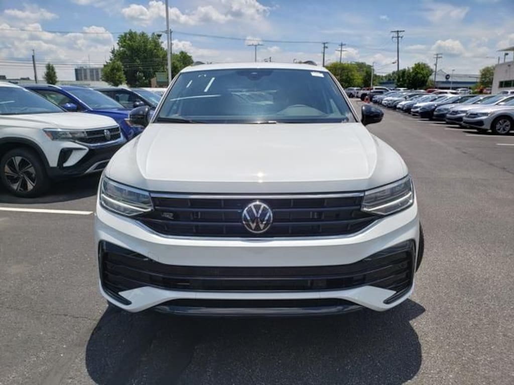 Used 2024 Volkswagen Tiguan 2.0T SE R-Line Black SUV