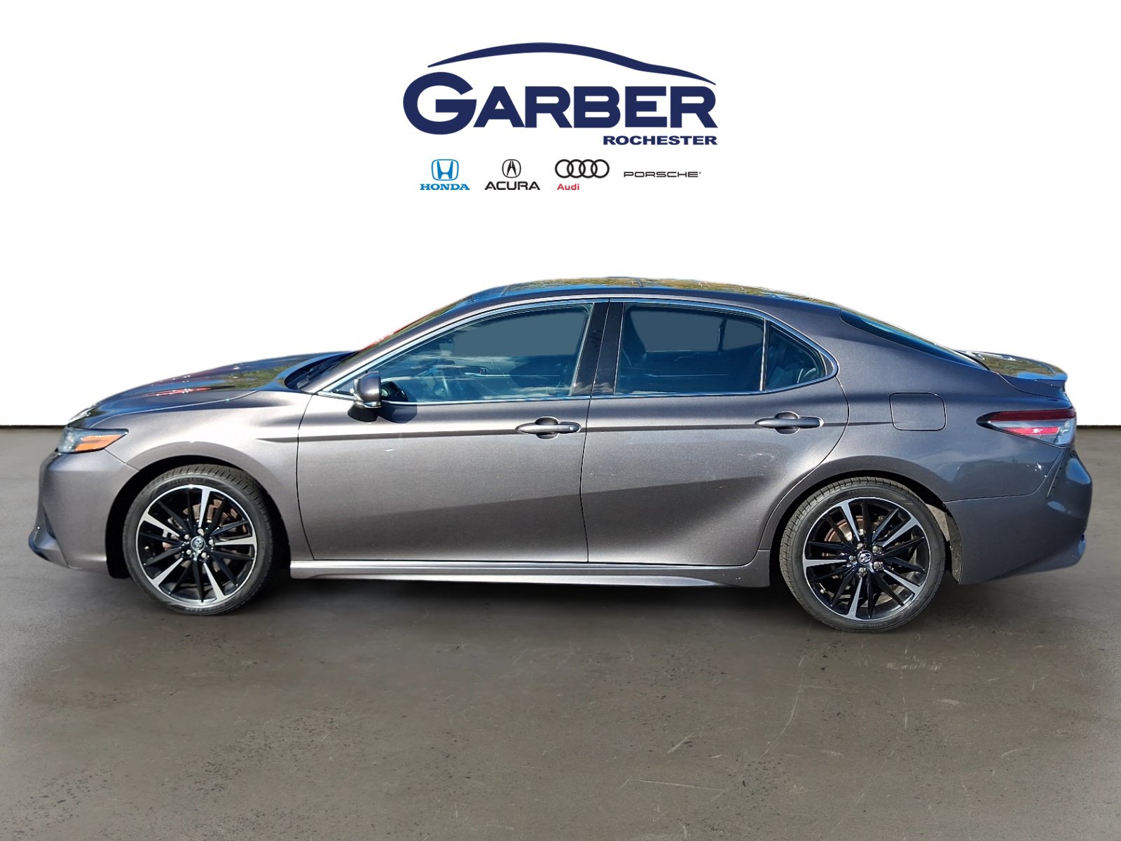 Used 2018 Toyota Camry XSE Sedan