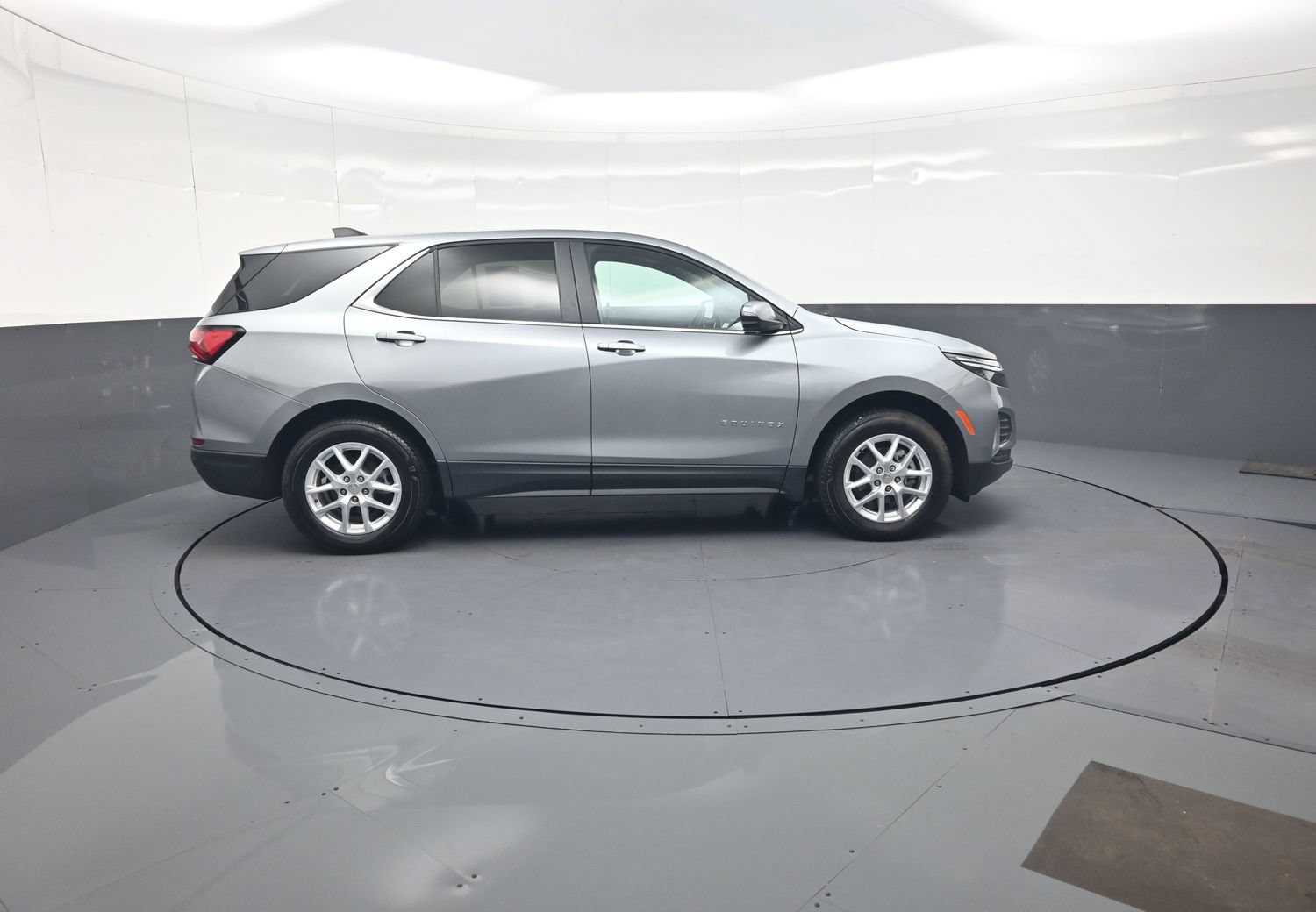 Used 2024 Chevrolet Equinox LT SUV