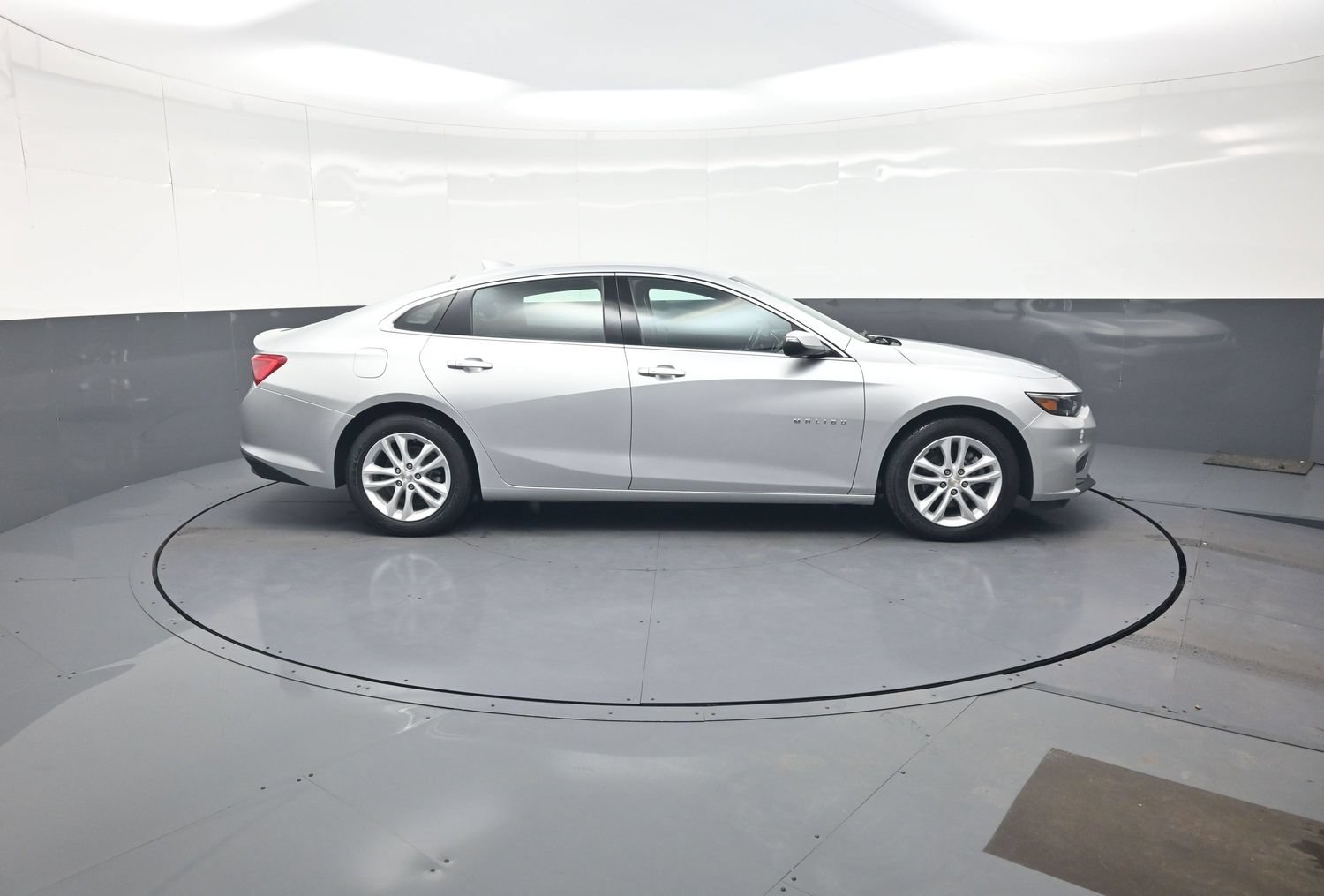 Used 2018 Chevrolet Malibu LT Sedan