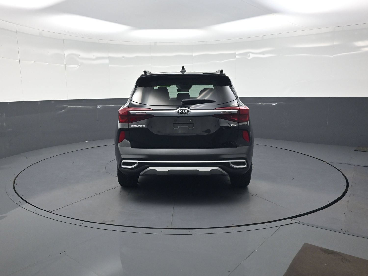 Used 2021 Kia Seltos EX SUV