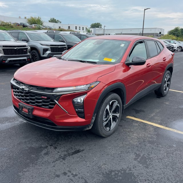 Used 2024 Chevrolet Trax 1RS SUV