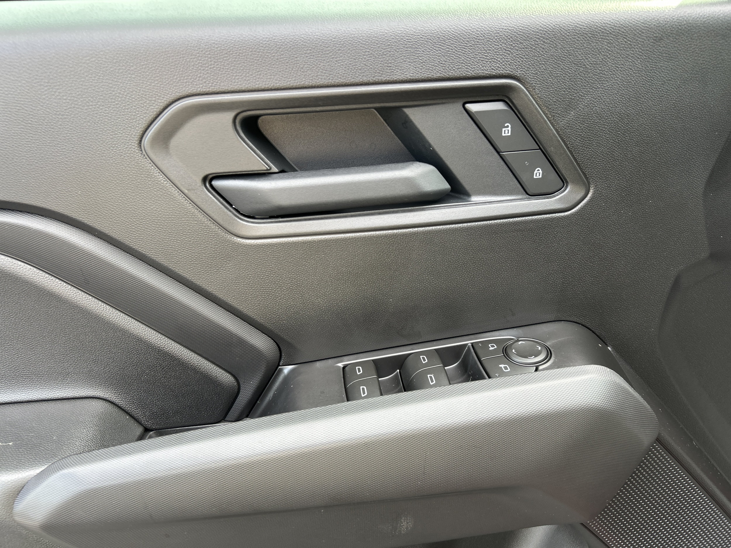 2026 Chevrolet Colorado Work Truck - Photo 12