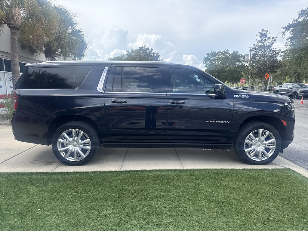 Used 2023 Chevrolet Suburban High Country SUV