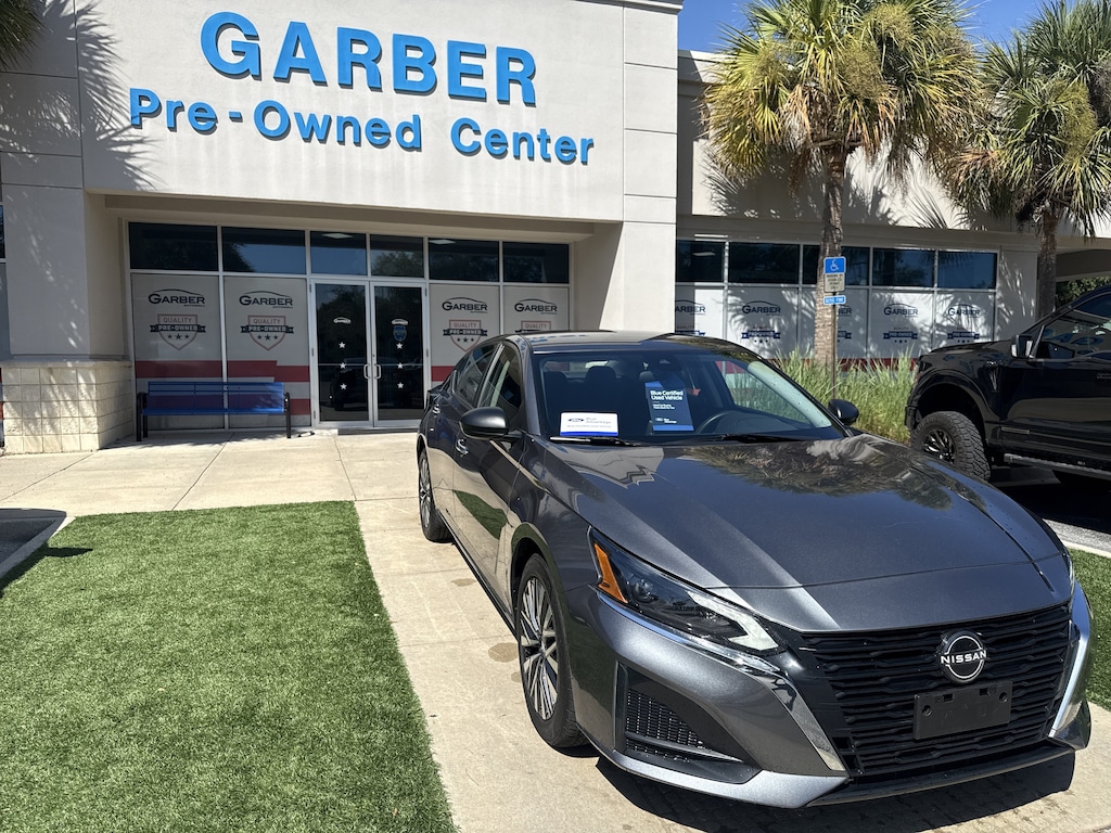 Used 2024 Nissan Altima 2.5 SV