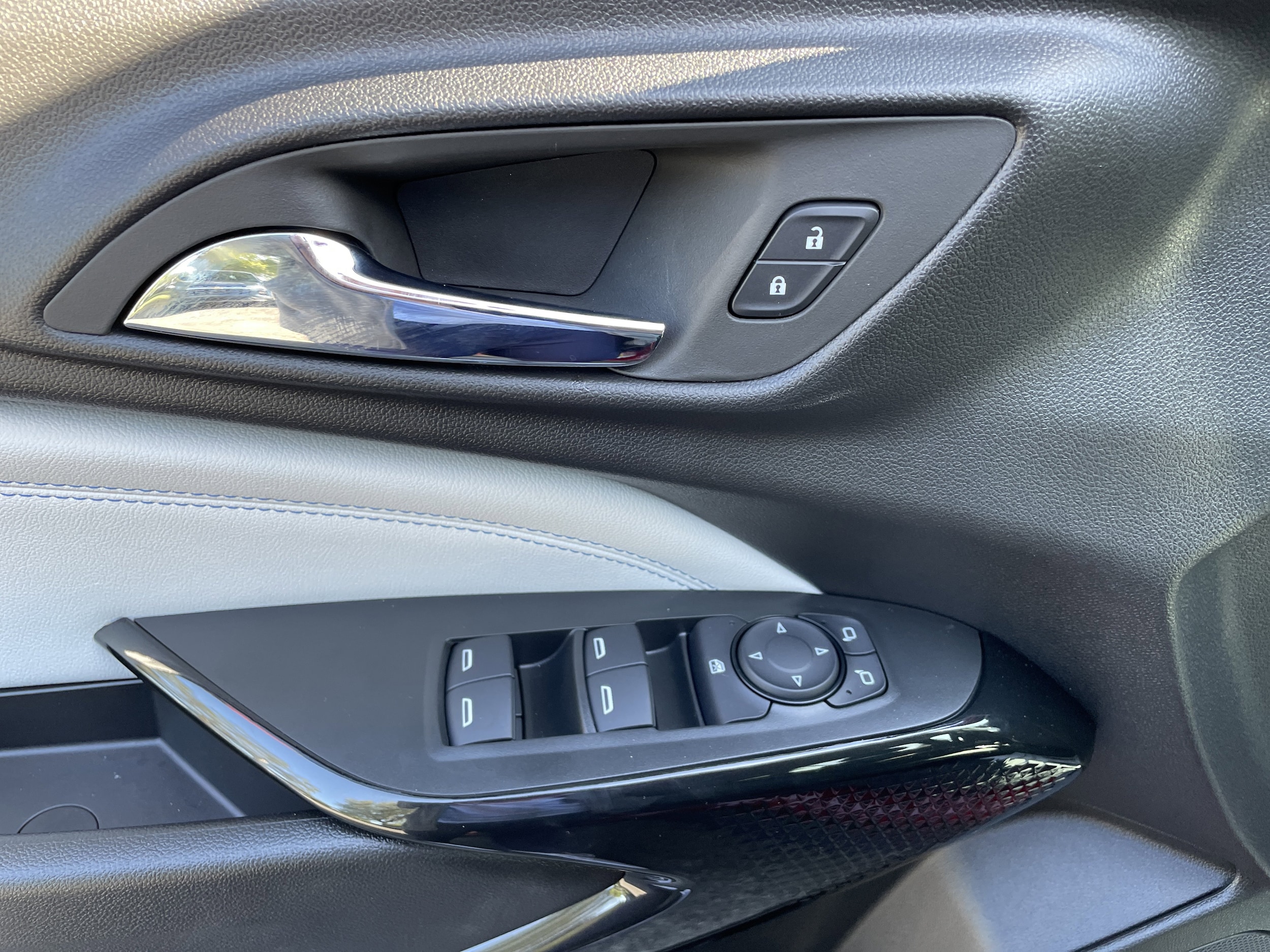 2026 Chevrolet Trax LT - Photo 10