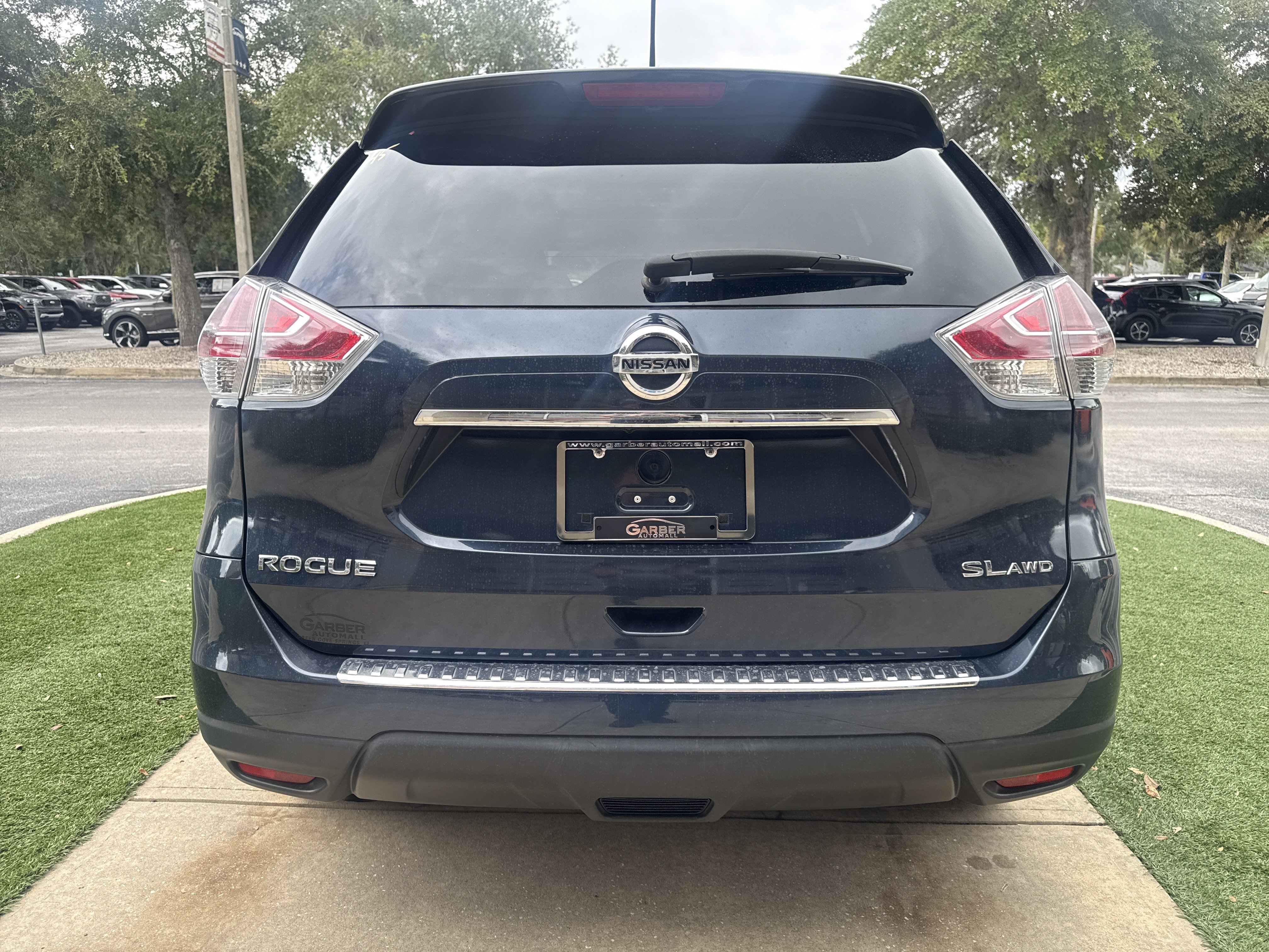 Used 2015 Nissan Rogue SL SUV