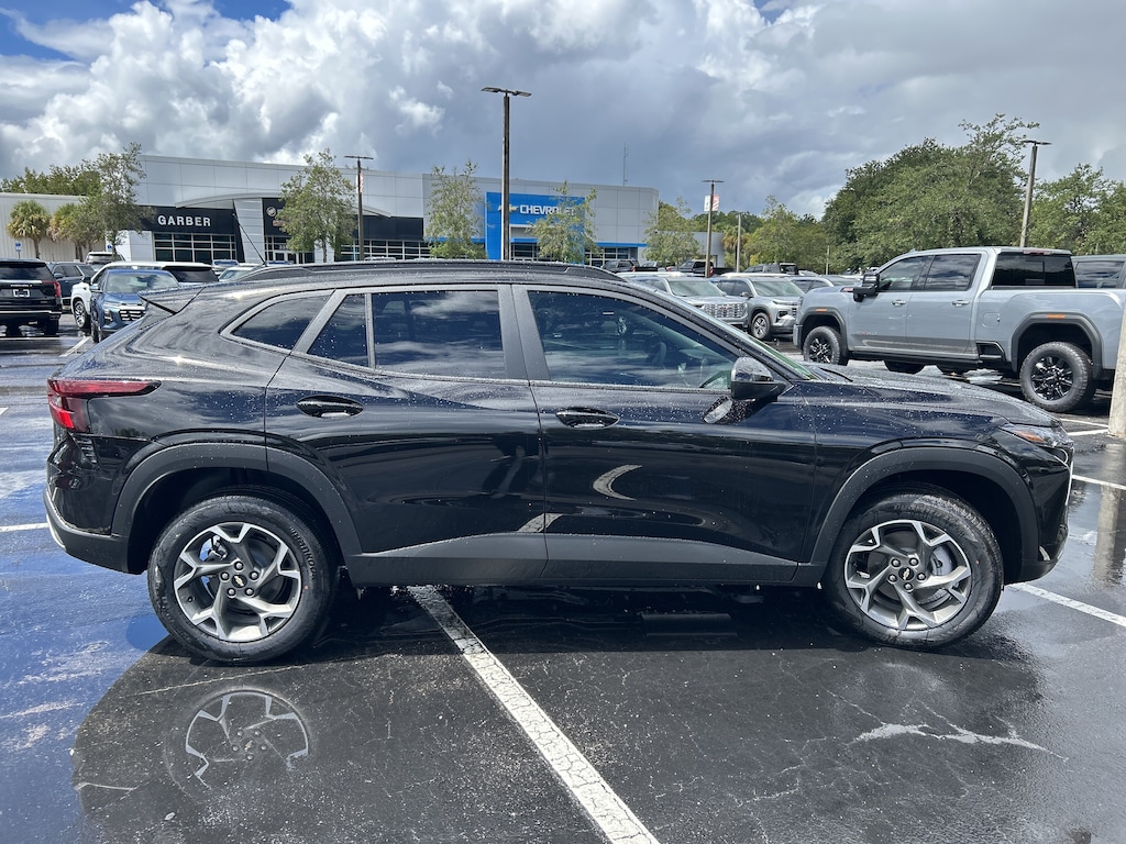 New 2026 Chevrolet Trax LT SUV