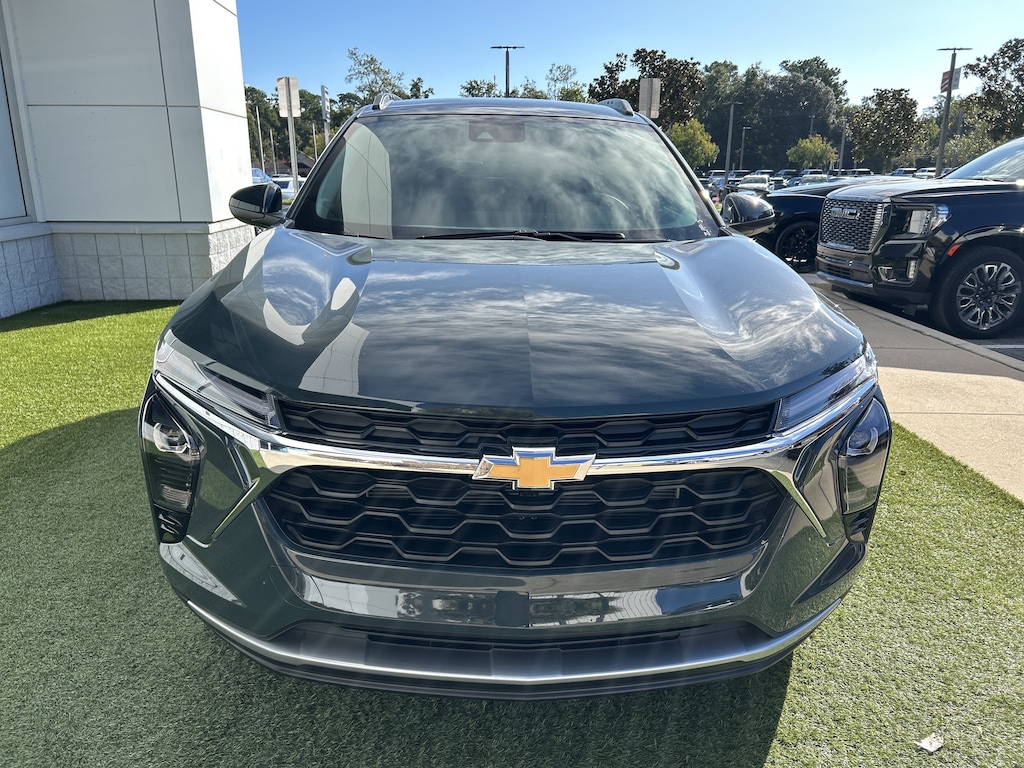 New 2026 Chevrolet Trax LT SUV