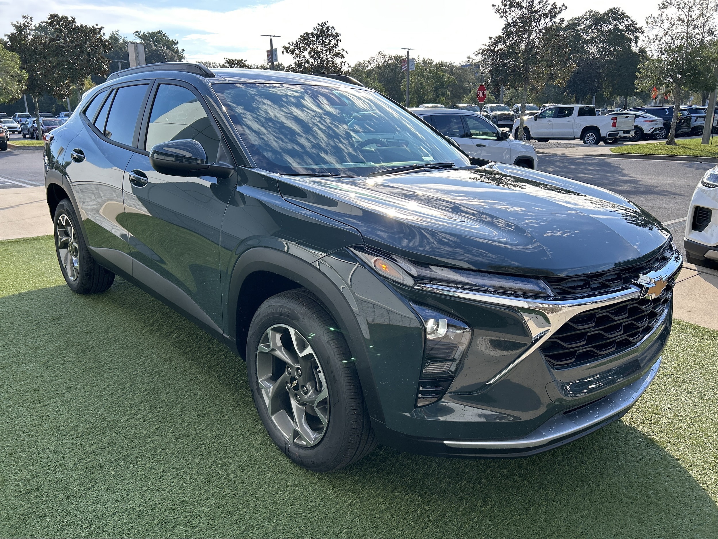 2026 Chevrolet Trax LT - Photo 7