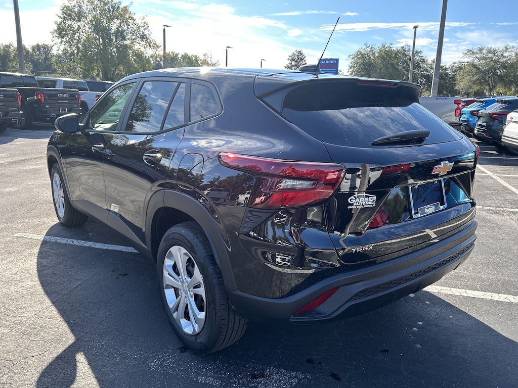 New 2026 Chevrolet Trax LS SUV
