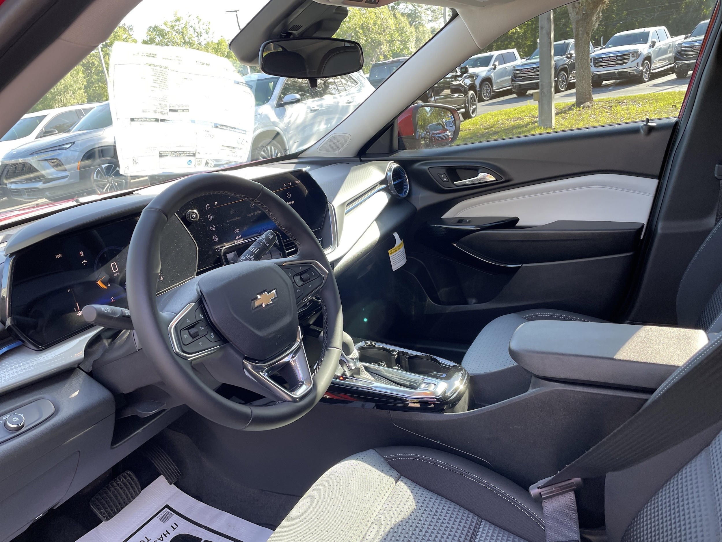 2026 Chevrolet Trax LT - Photo 13