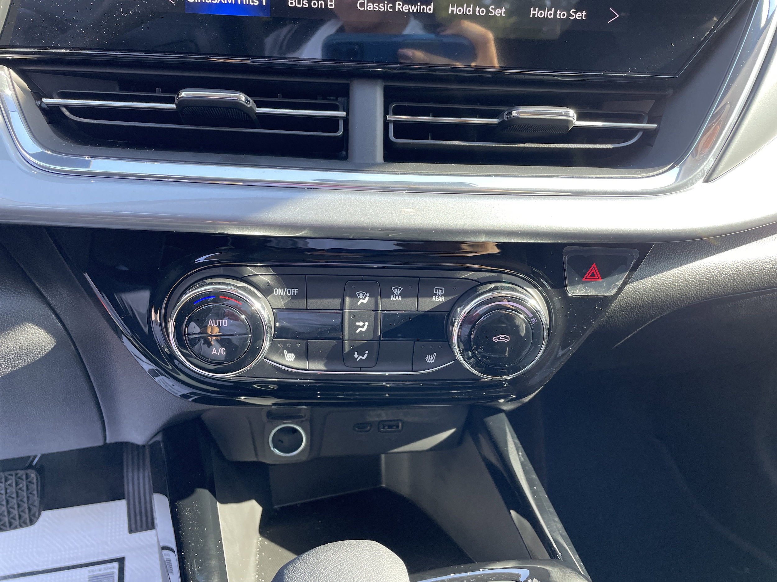 2026 Chevrolet Trax LT - Photo 24