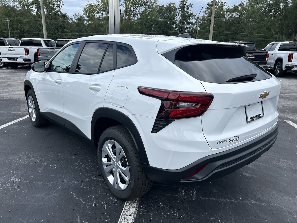 New 2026 Chevrolet Trax LS SUV
