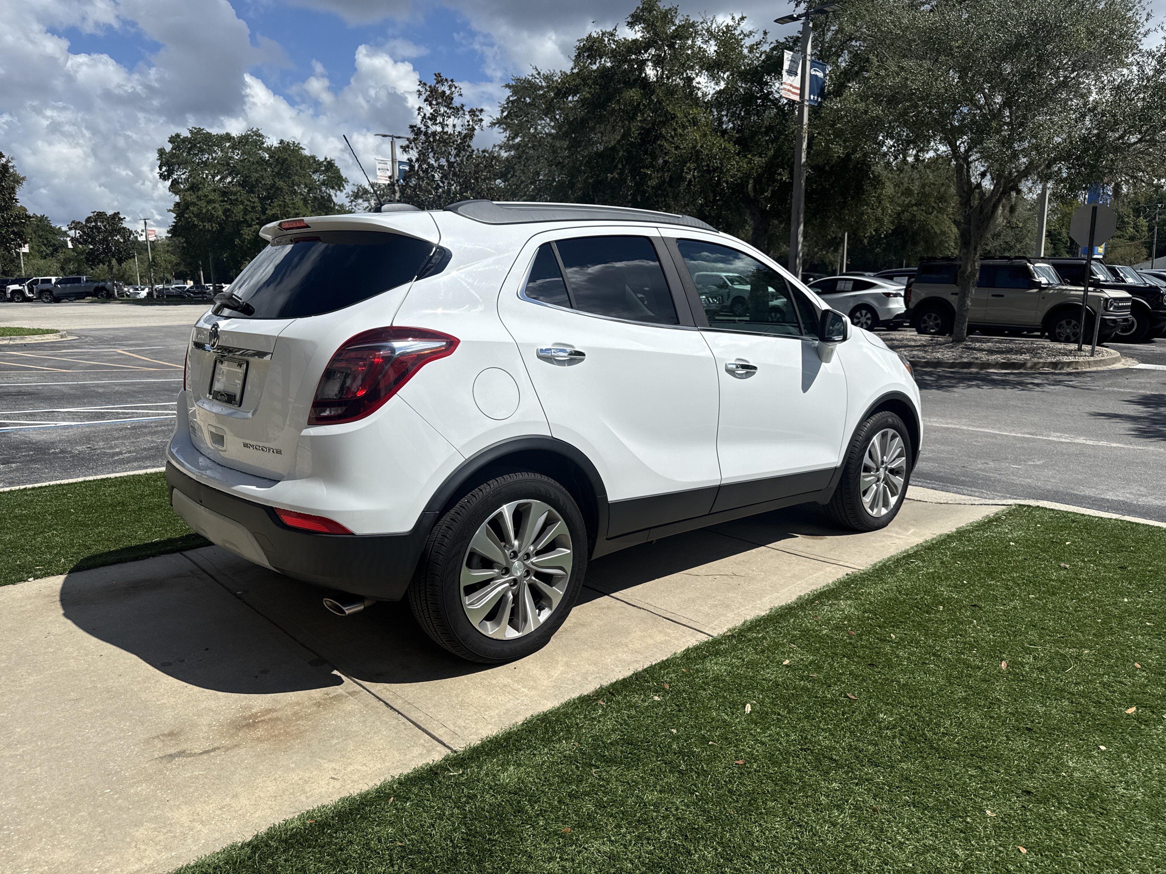 Used 2020 Buick Encore Preferred SUV
