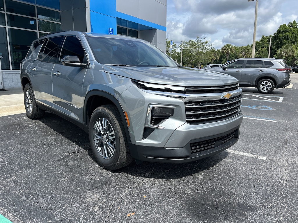 New 2026 Chevrolet Traverse LT SUV