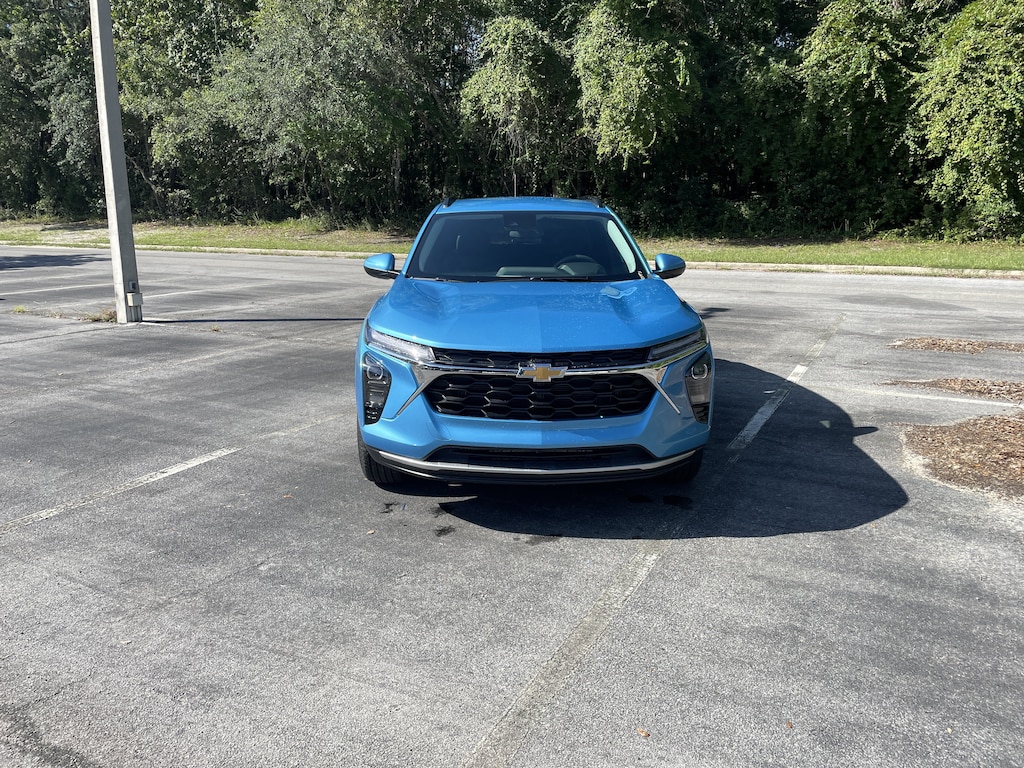 New 2026 Chevrolet Trax LT SUV