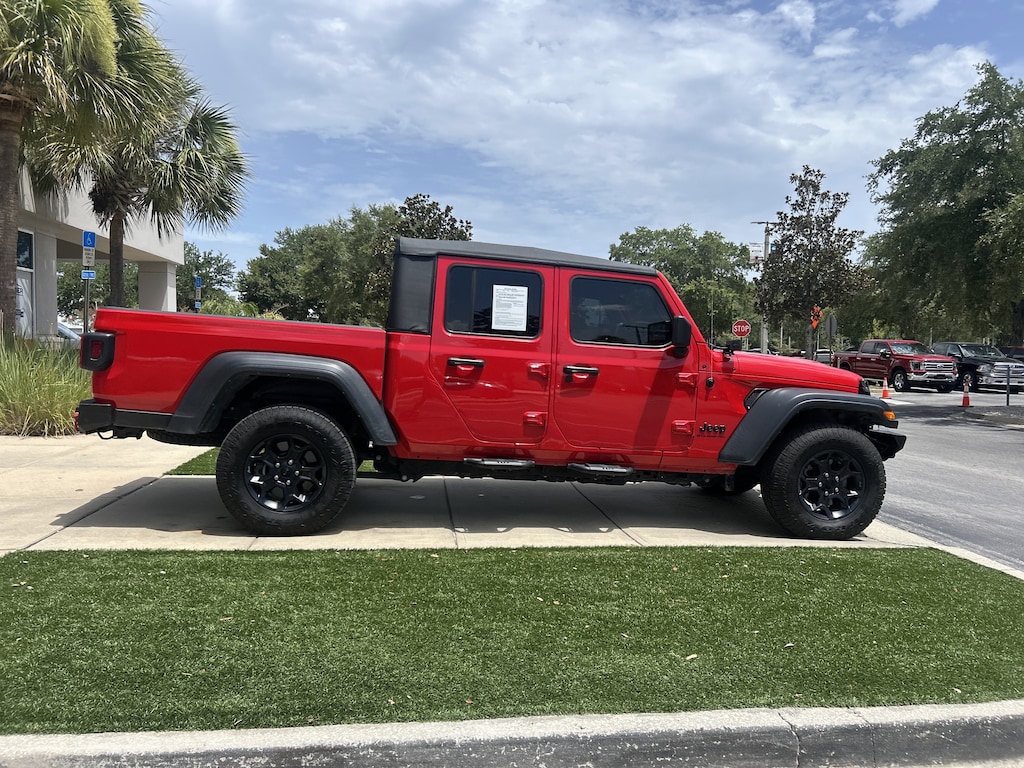 Used 2023 Jeep Gladiator Sport Truck