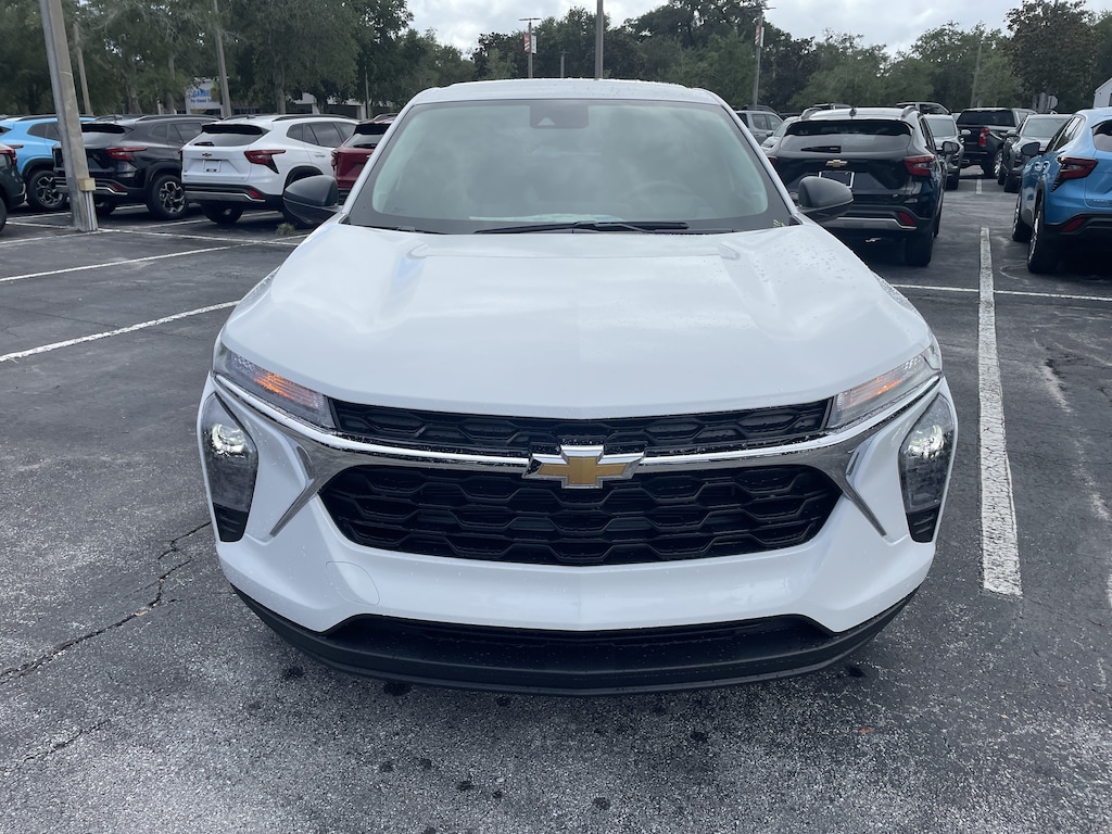 New 2026 Chevrolet Trax LS SUV
