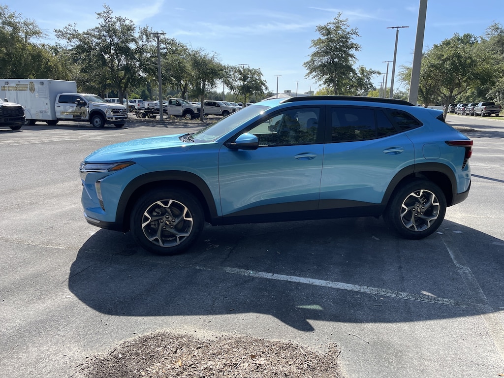 New 2026 Chevrolet Trax LT SUV
