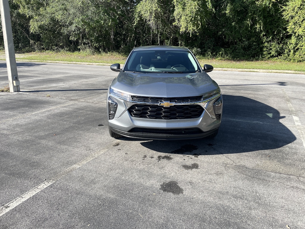 New 2026 Chevrolet Trax LS SUV