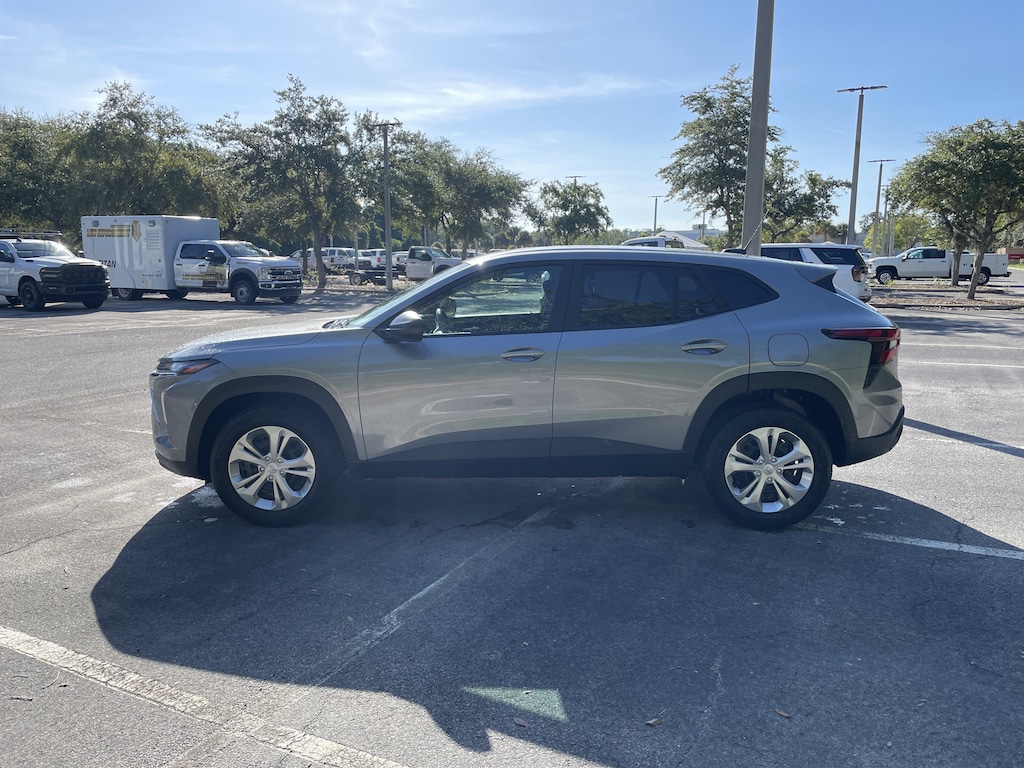 New 2026 Chevrolet Trax LS SUV