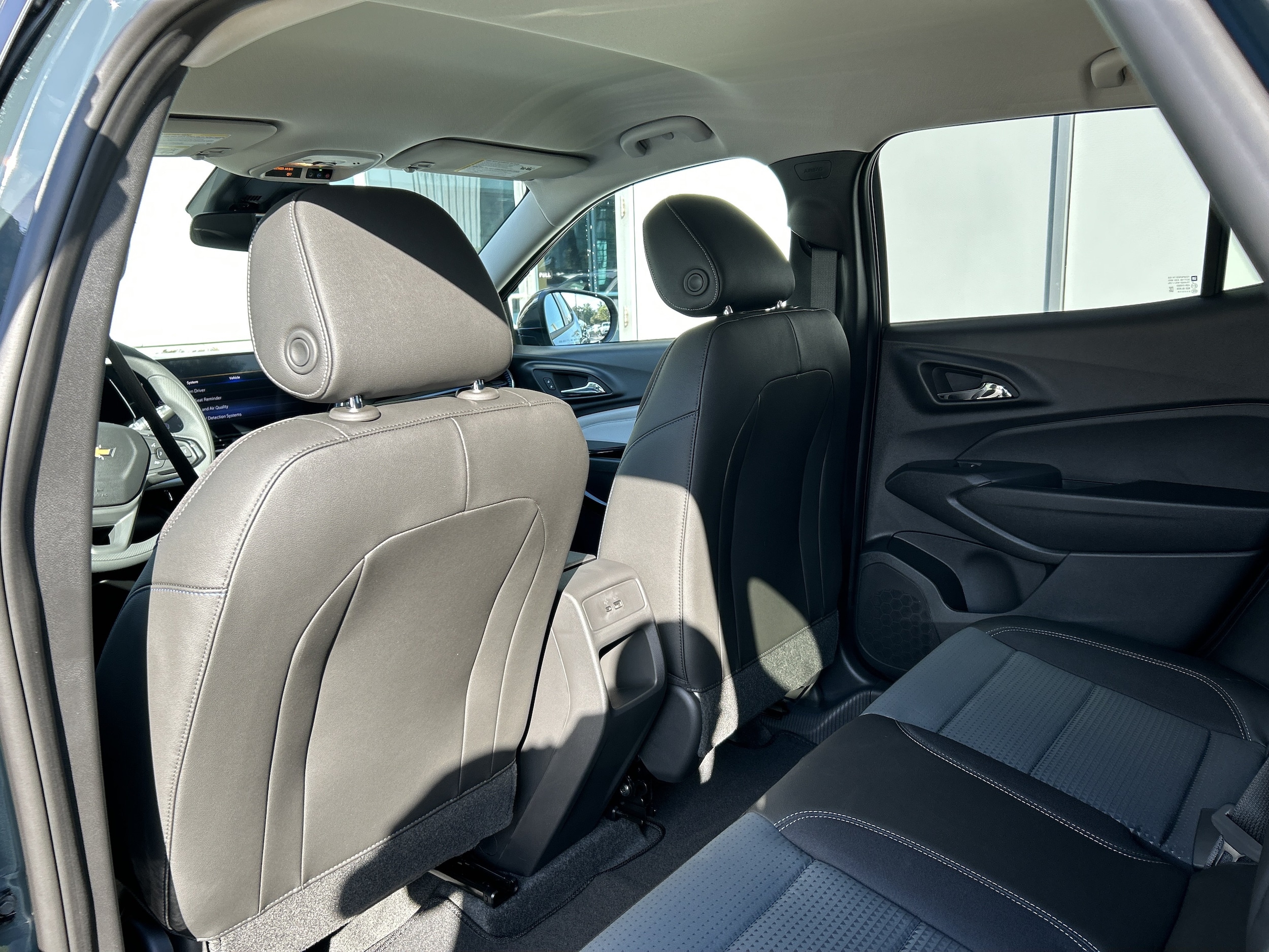 2026 Chevrolet Trax LT - Photo 30
