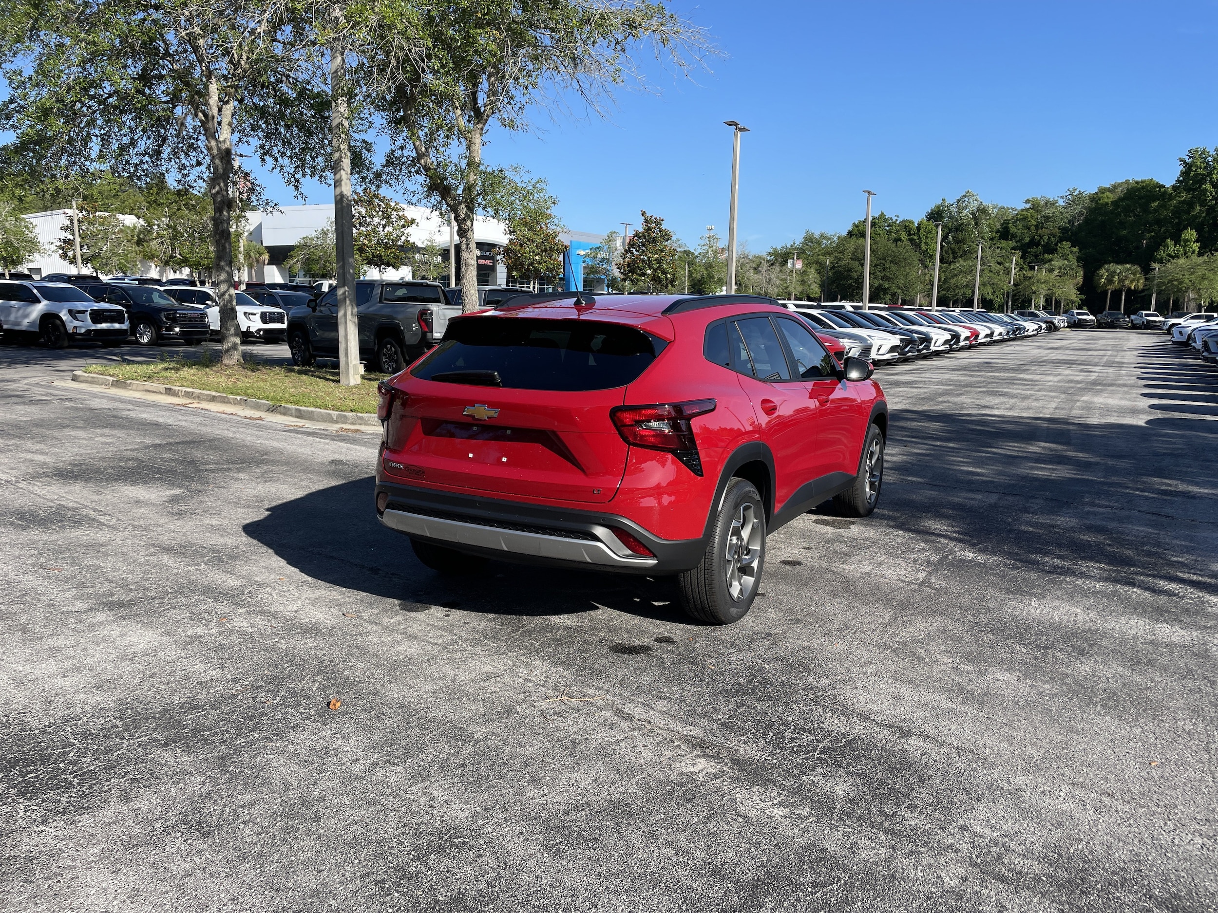 2026 Chevrolet Trax LT - Photo 7