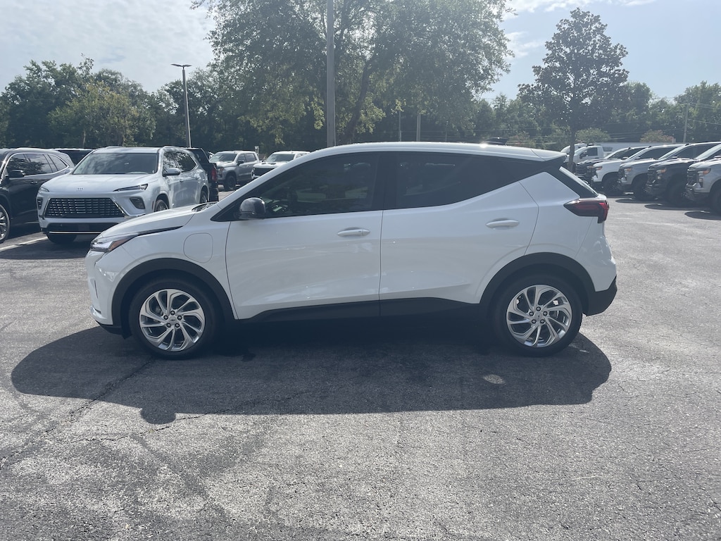 New 2027 Chevrolet Bolt LT SUV