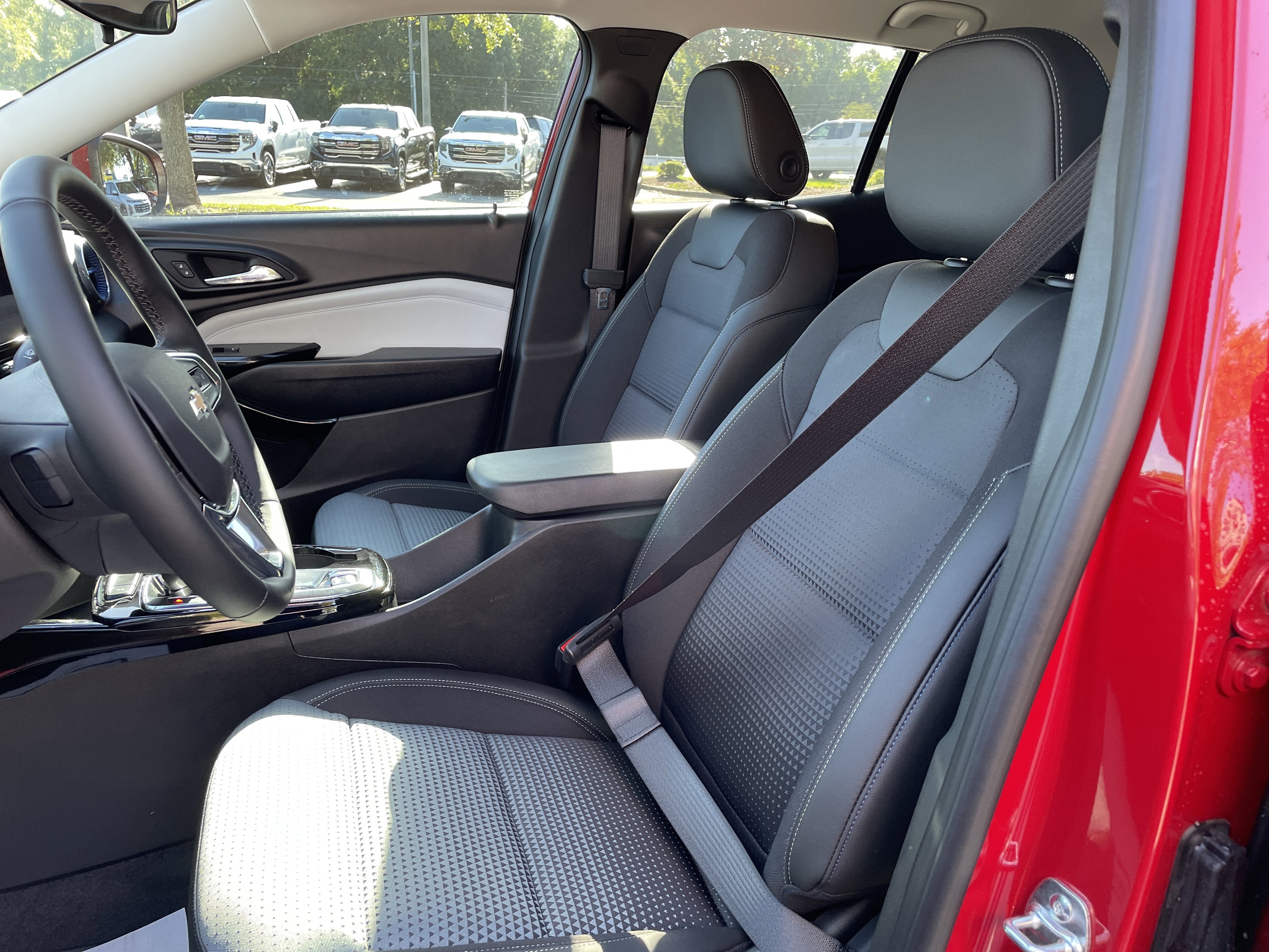 2026 Chevrolet Trax LT - Photo 12