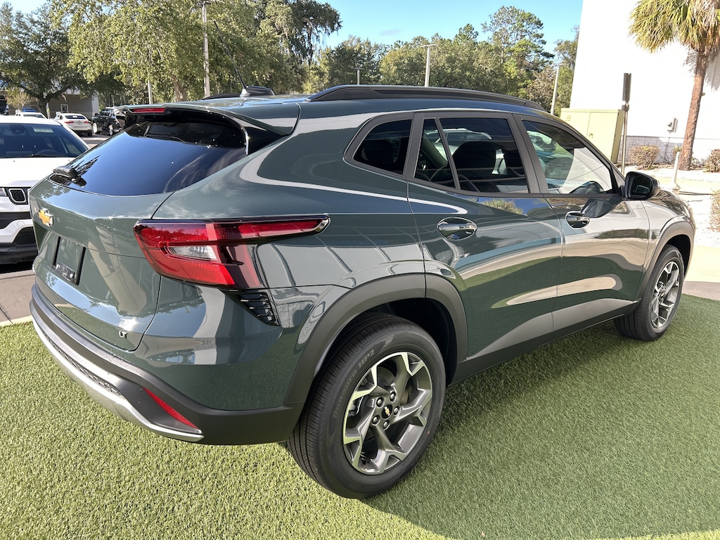 New 2026 Chevrolet Trax LT SUV