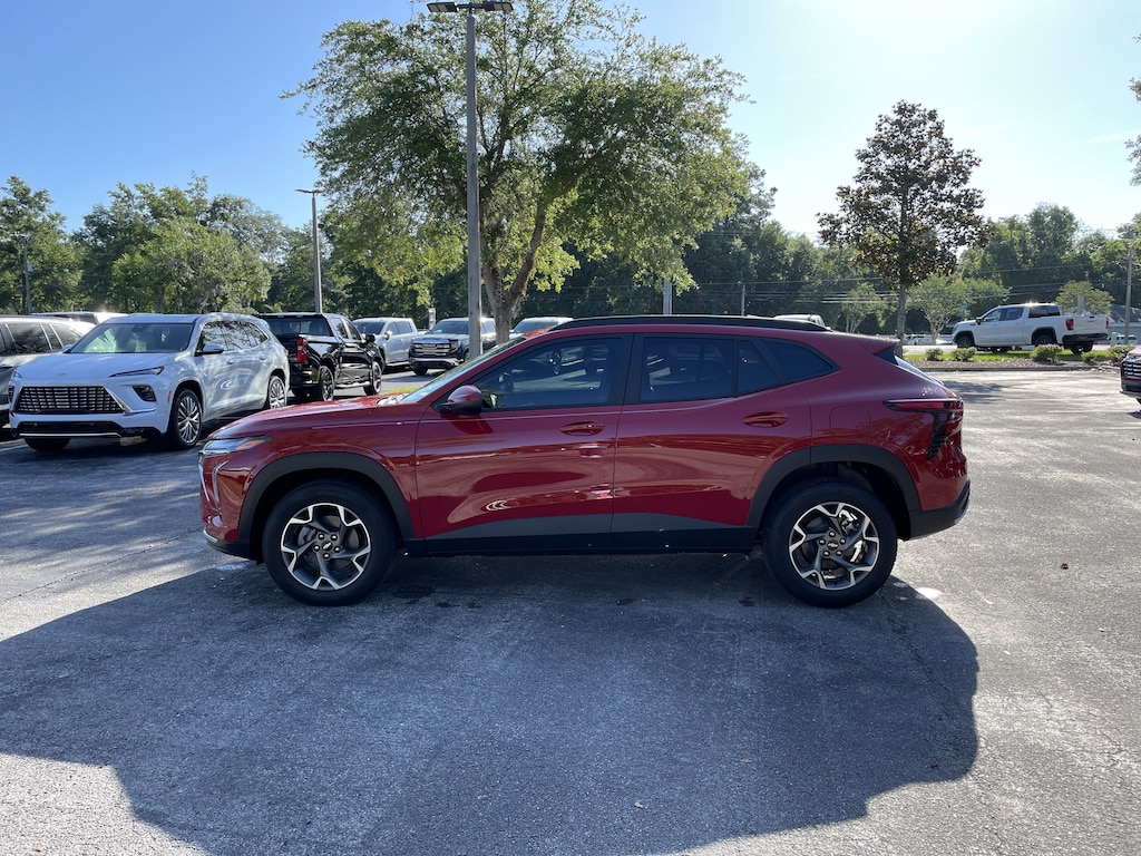 New 2026 Chevrolet Trax LT SUV