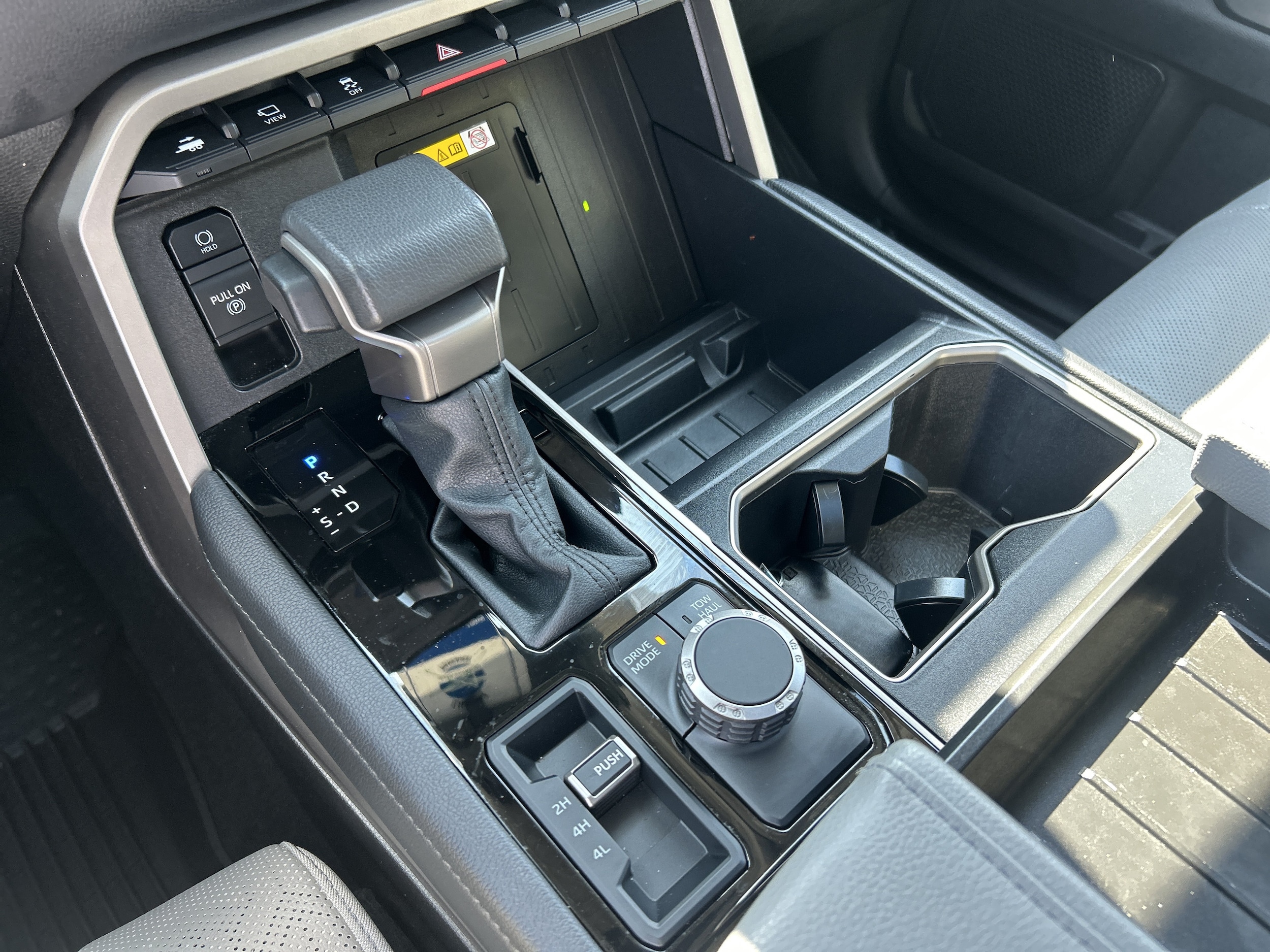 2024 Toyota Tundra Limited - Photo 34