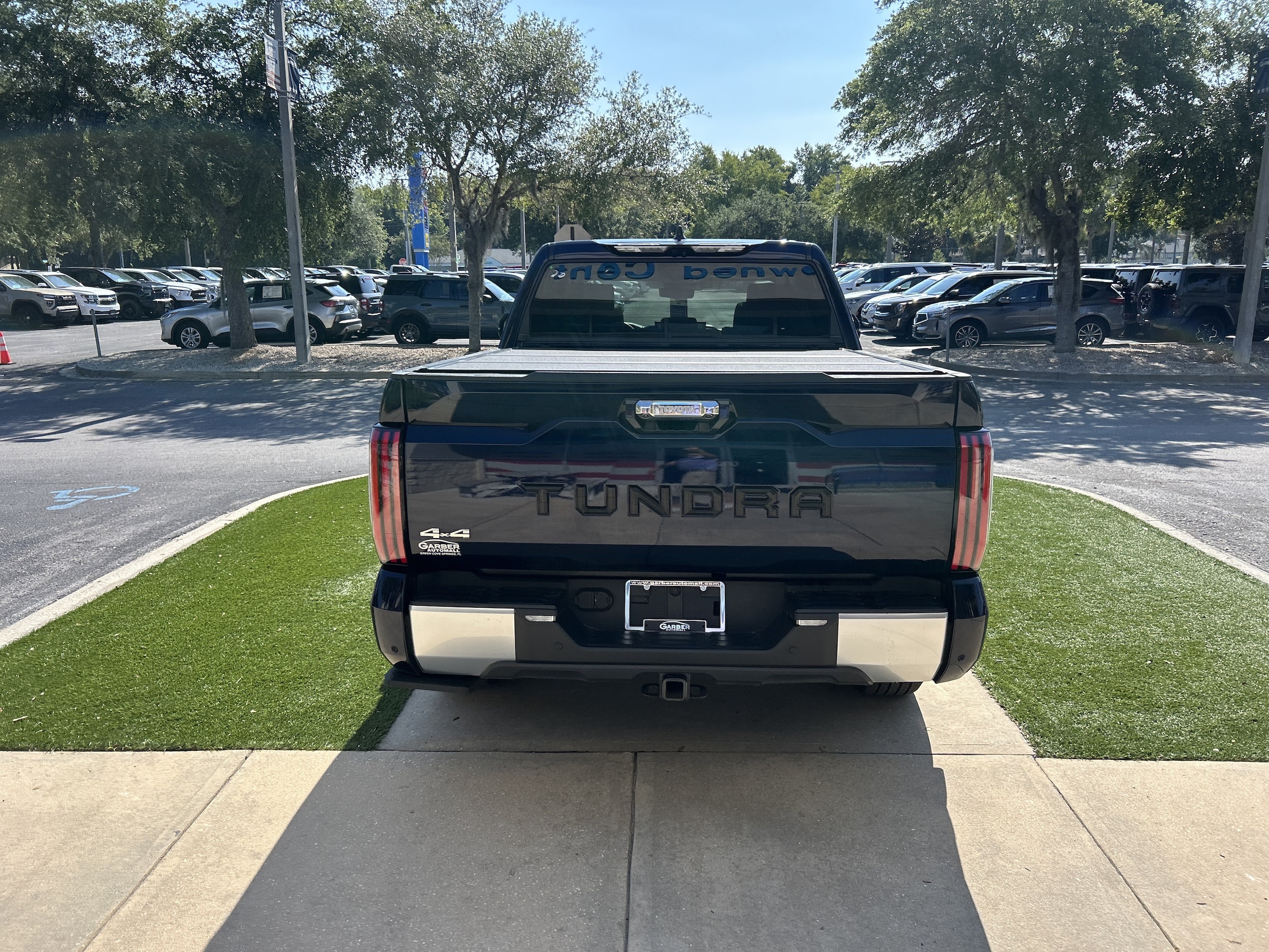 2024 Toyota Tundra Limited - Photo 8