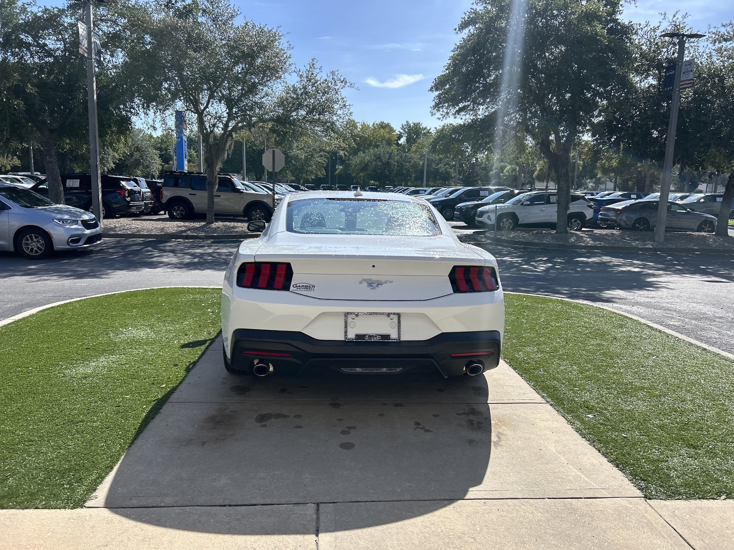 2026 Ford Mustang EcoBoost - Photo 7