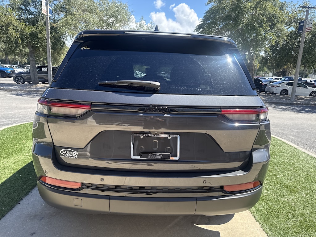Certified 2025 Jeep Grand Cherokee Altitude SUV