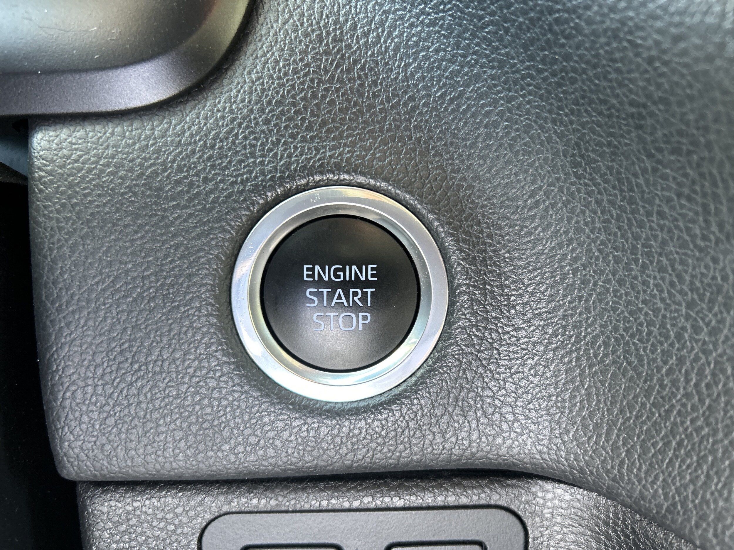 2024 Toyota Tundra Limited - Photo 36