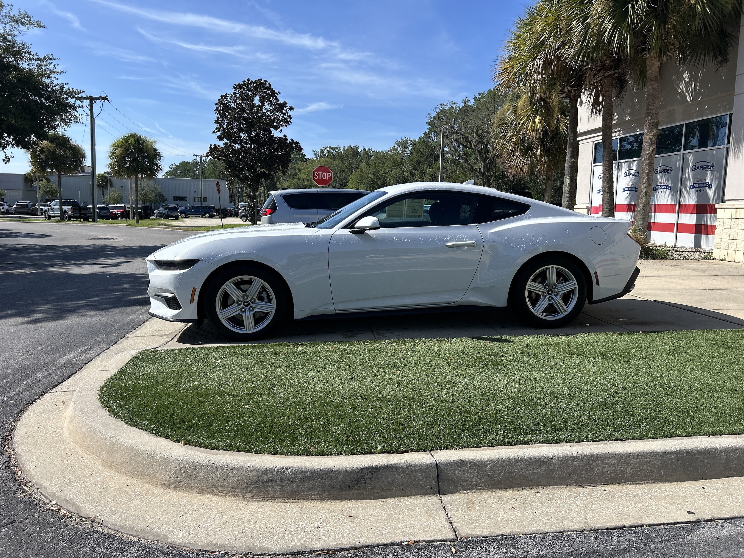 2026 Ford Mustang EcoBoost - Photo 11