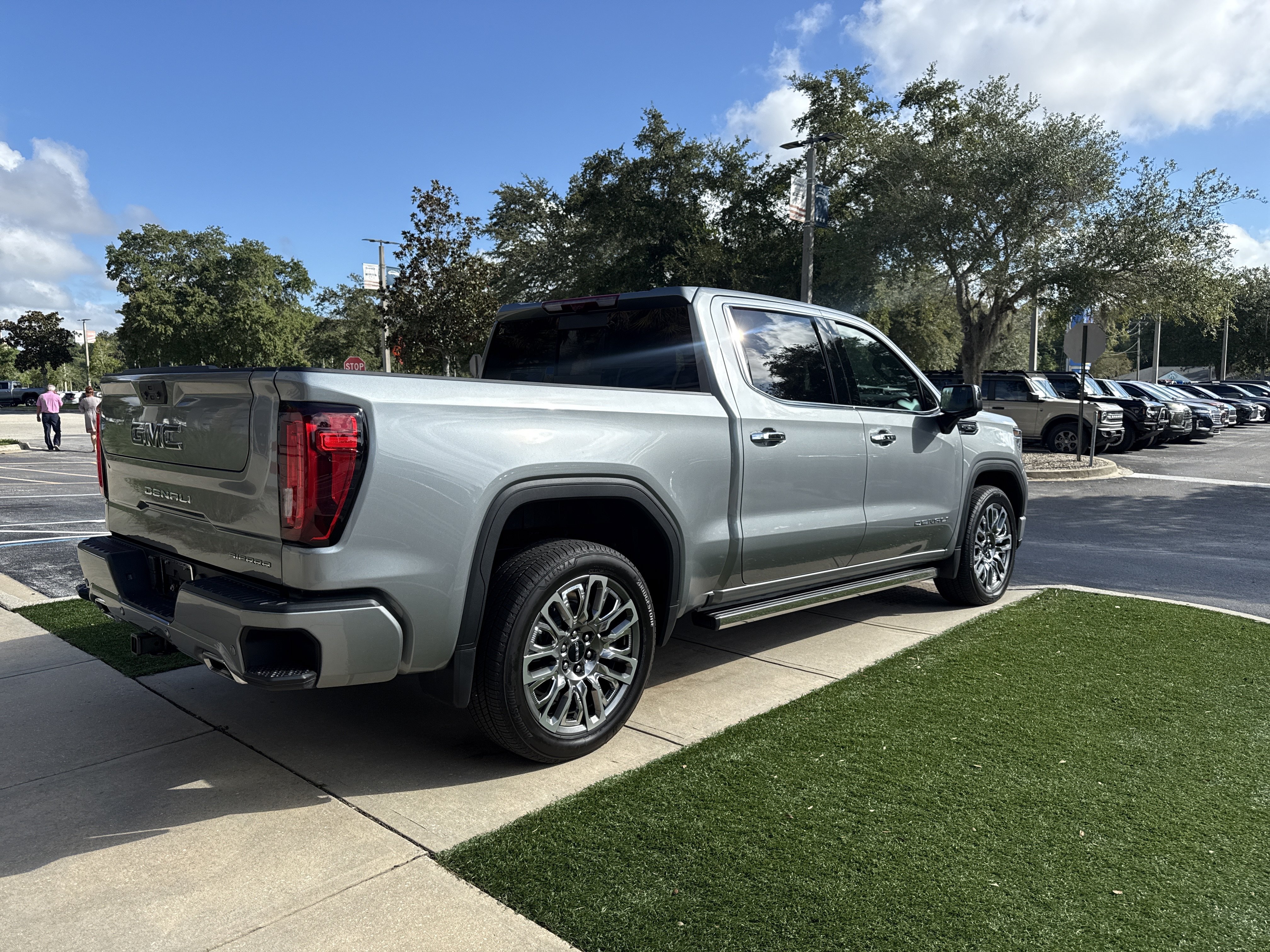 Certified 2025 GMC Sierra 1500 Denali Ultimate Truck Crew Cab