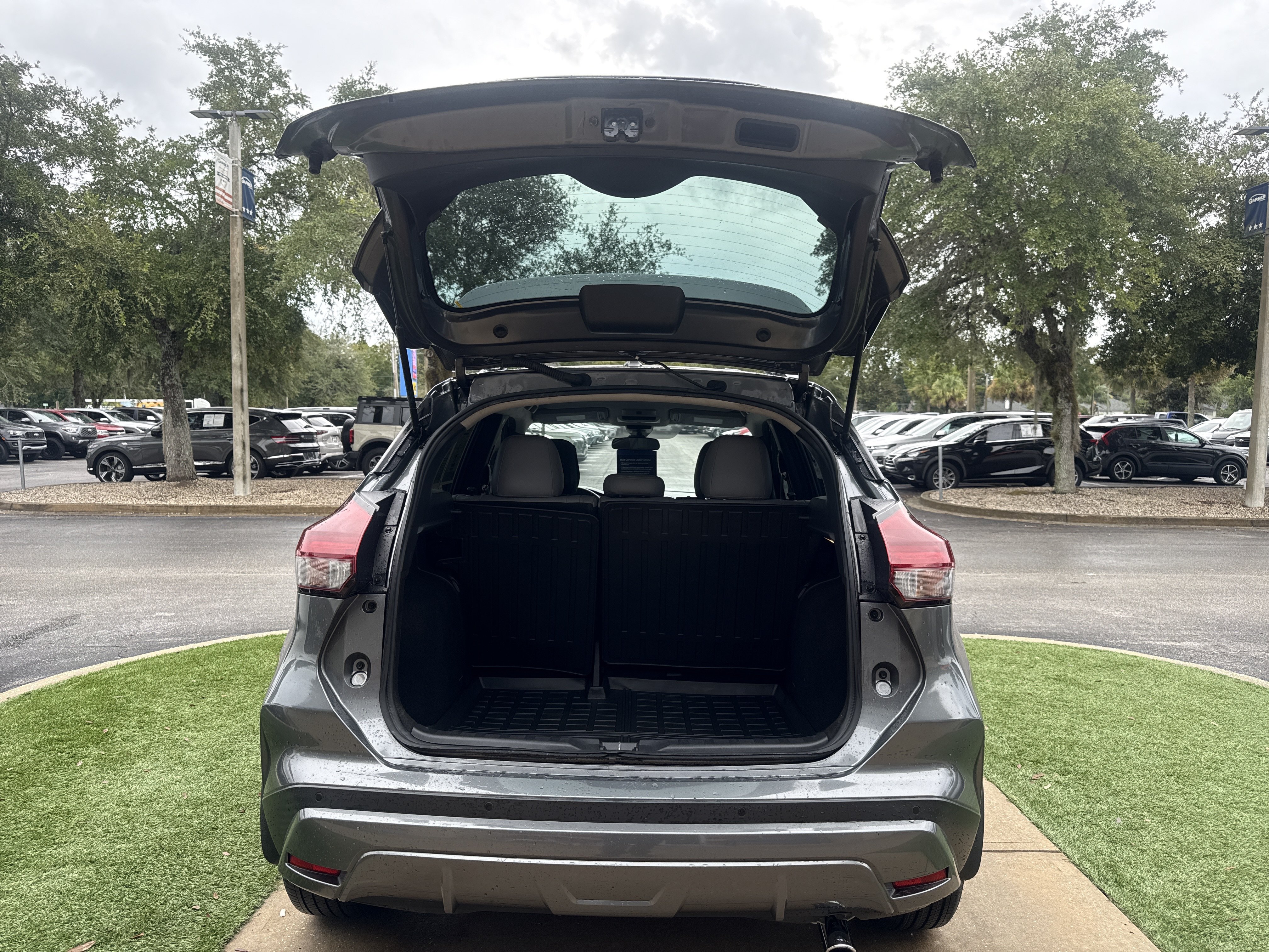 Certified 2021 Nissan Kicks SR SUV